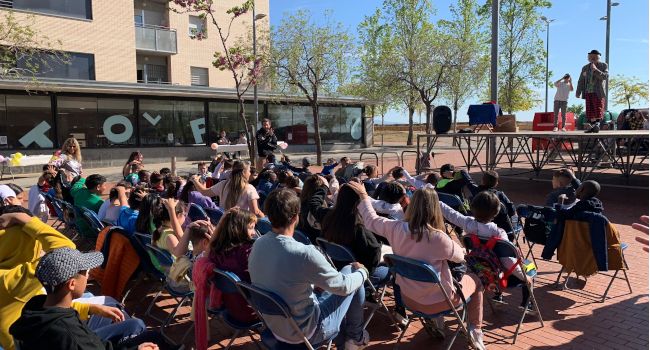 Alumnat de centres educatius de La Serra celebren demà una diada anticipada de Sant Jordi