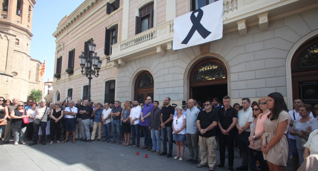 Convocatòria de 5 minuts de silenci en record de les víctimes dels atemptats de Barcelona i Cambrils