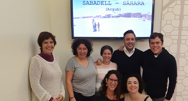 La visita als campaments de refugiats, coincidint amb el 30è aniversari de l’agermanament, reforça el lligam de Sabadell amb el poble sahrauí 