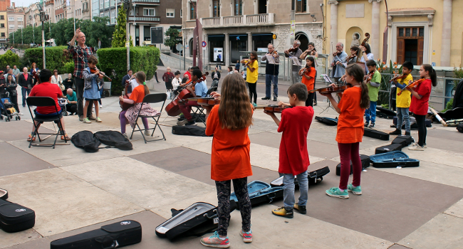 Concert de les orquestres escolars del projecte A-cordant d’aquest curs, demà a la plaça de Sant Roc
