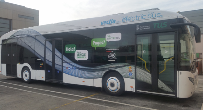 Un autobús que combina el sistema híbrid i elèctric 100% circularà per Sabadell en període de proves