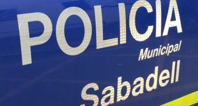 La Policia Municipal activa un dispositiu per posar fre a les curses il·legals de cotxes a Can Roqueta
