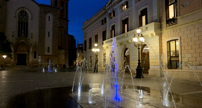 Tres fonts de Sabadell s’il·luminen avui de color blau amb motiu del Dia Mundial de la Diabetis