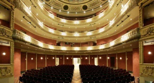 Els teatres municipals presenten una tardor amb més de 40 propostes de teatre, música, òpera, dansa, circ i activitats familiars