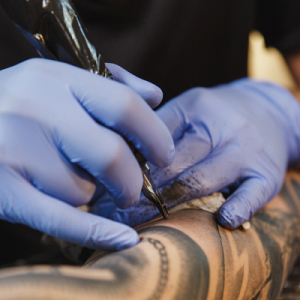 Sol·licitar autorització sanitària per establiments de pírcing, tatuatge i micropigmentació