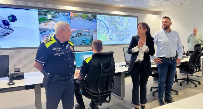 El nou Centre de Comandament de la Policia Municipal permetrà detectar i gestionar millor les incidències i afavorirà la seguretat a la ciutat