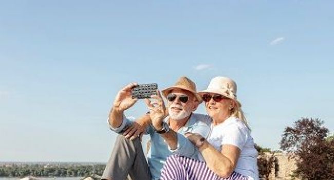 ACTIVITATS PER A GENT GRAN