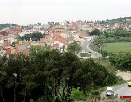 Entre el dins i el fora. El pati, un espai educatiu més a l'escola Alcalde Marcet