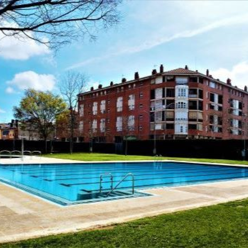 Piscina del Sud