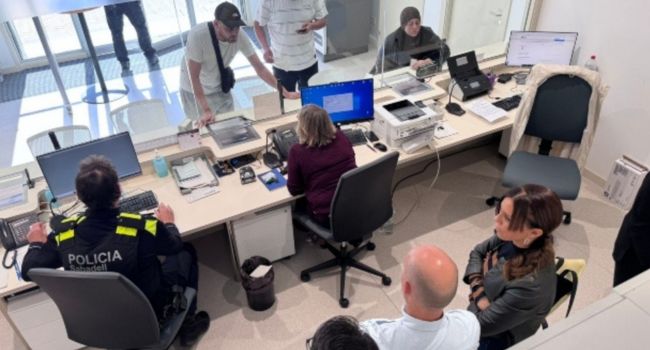 La Policia Municipal estrena una recepció renovada per millorar l’atenció ciutadana