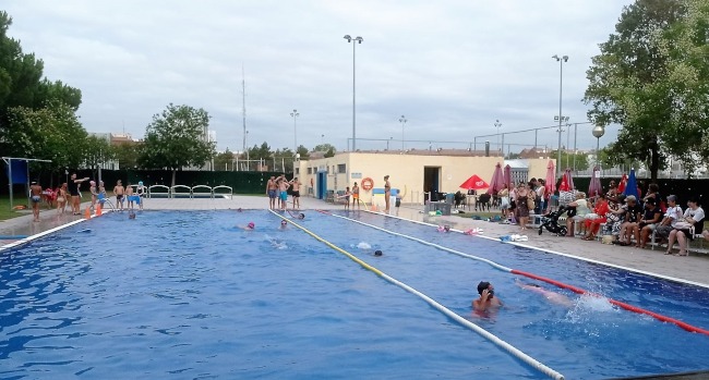 Tot a punt per començar els cursets de natació i les activitats físiques d’estiu per a adults