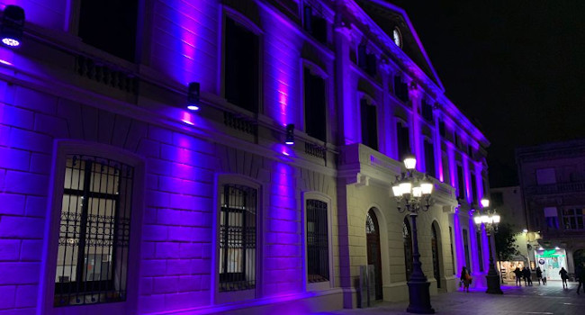 La façana de l’Ajuntament s’il·luminarà de color lila amb motiu del Dia Internacional de la síndrome de Dravet