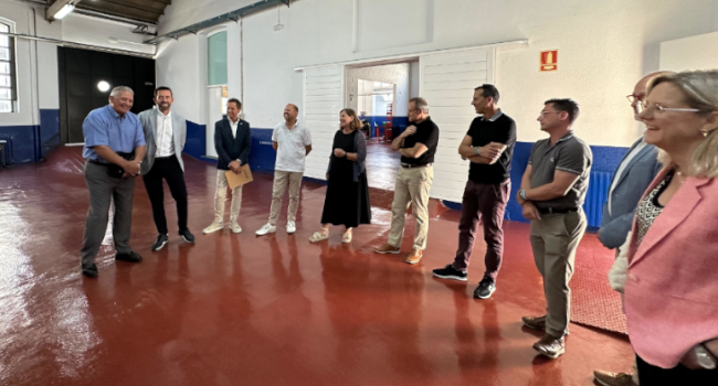 L’Ajuntament de Sabadell i el Gremi de Mobilitat milloren l’aula taller del Vapor Llonch per formar professionals del sector