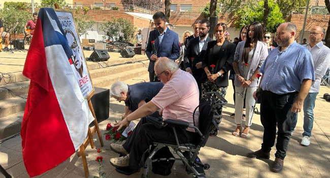 Sabadell homenatja Salvador Allende en el 51è aniversari del cop d’estat a Xile 