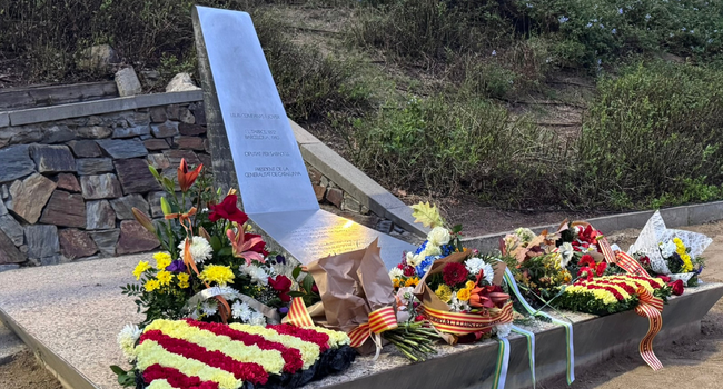 Sabadell ret homenatge al president Lluís Companys amb la tradicional ofrena floral