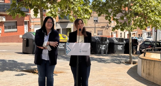 Nous contenidors al barri del Poblenou