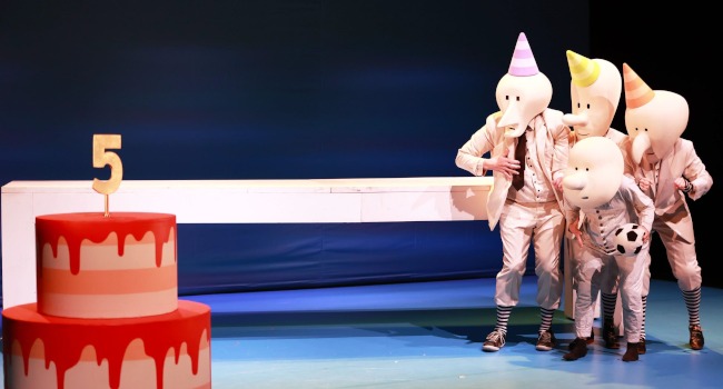L’espectacle visual i gestual Mr. BO arriba a laSala Miguel Hernández amb una funció accessible per a tots els públics