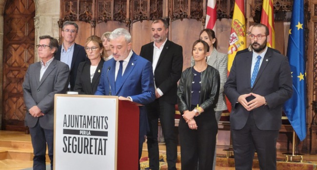 Els alcaldes i alcaldesses de l’Arc Metropolità i de Barcelona reivindiquen reformes en la legislació per lluitar contra la multireincidència delictiva