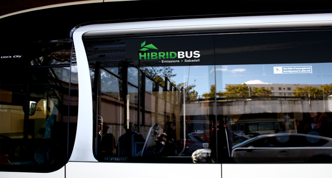 L’Ajuntament adjudica tres nous autobusos híbrids, cofinançats per la Unió Europea
