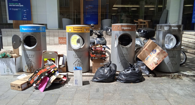 L’Ajuntament inicia més de 70 expedients sancionadors per deixar les escombraries fora del contenidor 