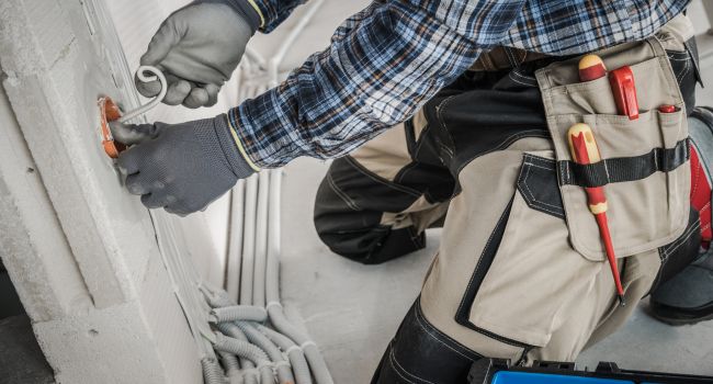 L'Ajuntament de Sabadell i Associació d’empreses instal·ladores del Vallès impulsen una experiència immersiva sobre les oportunitats laborals del sector 