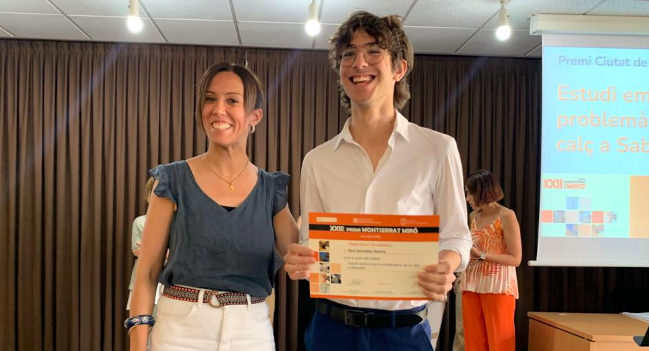 L’estudiant Dani González guanya el Premi Ciutat de Sabadell del Certamen Montserrat Miró de recerca amb un treball sobre la problemàtica de la calç a l’aigua